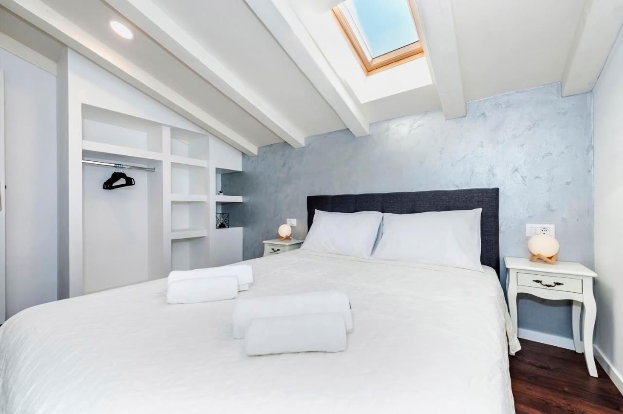 Deluxe Apartments A&A - 2 Ровінь Екстер'єр фото