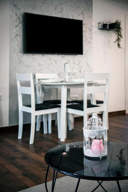Deluxe Apartments A&A - 2 Ровінь Екстер'єр фото